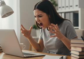 L'âge chronologique et l'âge de procréation ont tous 2 un effet significatif le sentiment de colère chez les femmes et leur capacité à la gérer (Visuel Adobe Stock 1163671261)