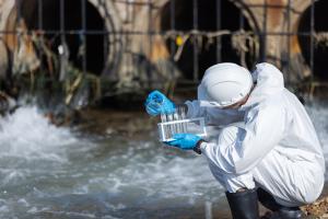 Cette prescription attentive et plus responsable pourraient ne pas suffire à ralentir l’émergence des antibiorésistances (Visuel Adobe Stock 1386617139)