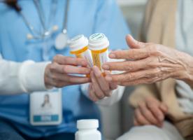 L'étude examine le rôle et le processus de décision thérapeutique et de prescription des IPA, en tant que décideurs cliniques (Visuel Adobe Stock 1551532255).