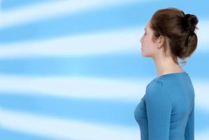 Une lumière intense peut protéger la santé cardiovasculaire et précisément endothéliale Une lumière intense peut protéger la santé cardiovasculaire et précisément endothéliale