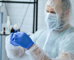 Alors qu’un premier cas est diagnostiqué en France, cette étude de cas, publiée dans le Lancet Infectious Disease souligne néanmoins les défis liés à la compréhension et au traitement de cette maladie rare (Visuel Adobe Stock 486426196) Alors qu’un premier cas est diagnostiqué en France, cette étude de cas, publiée dans le Lancet Infectious Disease souligne néanmoins les défis liés à la compréhension et au traitement de cette maladie rare (Visuel Adobe Stock 486426196)