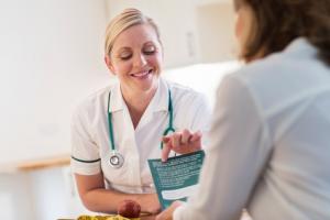 Les statines sont bien plus efficaces pour les patients qui suivent le régime méditerranéen, qui améliore encore l’efficacité des médicaments, en particulier chez les patients déjà victimes d’événements cardiaques. Les statines sont bien plus efficaces pour les patients qui suivent le régime méditerranéen, qui améliore encore l’efficacité des médicaments, en particulier chez les patients déjà victimes d’événements cardiaques.