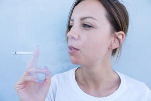 Des toxines bactériennes et fongiques déjà associées à toute une série de problèmes de santé chez l'Homme, sont identifiées dans les e-liquides