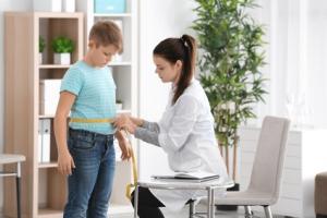 Les enfants atteints d'autisme et à retard de développement ont un risque accru de 50% d'être en surpoids ou obèses plus tard dans la vie -et selon cette étude dès l’âge de 5 ans Les enfants atteints d'autisme et à retard de développement ont un risque accru de 50% d'être en surpoids ou obèses plus tard dans la vie -et selon cette étude dès l’âge de 5 ans