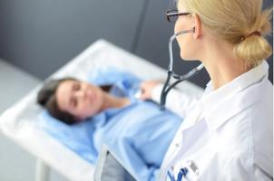 Le deuil pourrait être un facteur de risque d'événements cardiaques et qu’il existe une association « dose-dépendante » entre la tristesse et l’émotion liées au deuil et la réponse de la pression artérielle systolique (Visuel Fotolia 211621289) Le deuil pourrait être un facteur de risque d'événements cardiaques et qu’il existe une association « dose-dépendante » entre la tristesse et l’émotion liées au deuil et la réponse de la pression artérielle systolique (Visuel Fotolia 211621289)