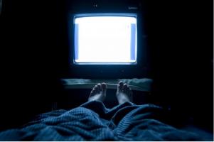 Supprimer toute source de lumière juste avant et pendant le sommeil pourrait permettre de réduire le risque d’obésité, chez les femmes Supprimer toute source de lumière juste avant et pendant le sommeil pourrait permettre de réduire le risque d’obésité, chez les femmes