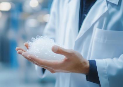 De trop nombreux décès dus aux maladies cardiaques dans le monde sont liés à ces composés chimiques largement utilisé dans les plastiques, les phtalates (Visuel Adobe Stock 1327697275)