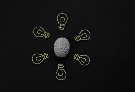 À l’ère du numérique, une grande partie de nos décisions se prennent en ligne