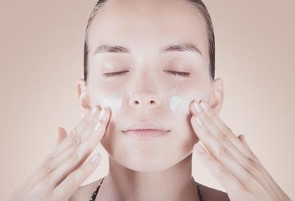 COL 17 un type de collagène qui contrôle l'épaisseur et l'état de la peau 