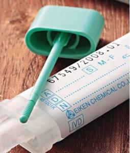 En France, le programme de dépistage mis en place permet à toutes les personnes, hommes et femmes, de 50 à 74 ans de bénéficier d'un dépistage gratuit du cancer du côlon, répété tous les 2 ans